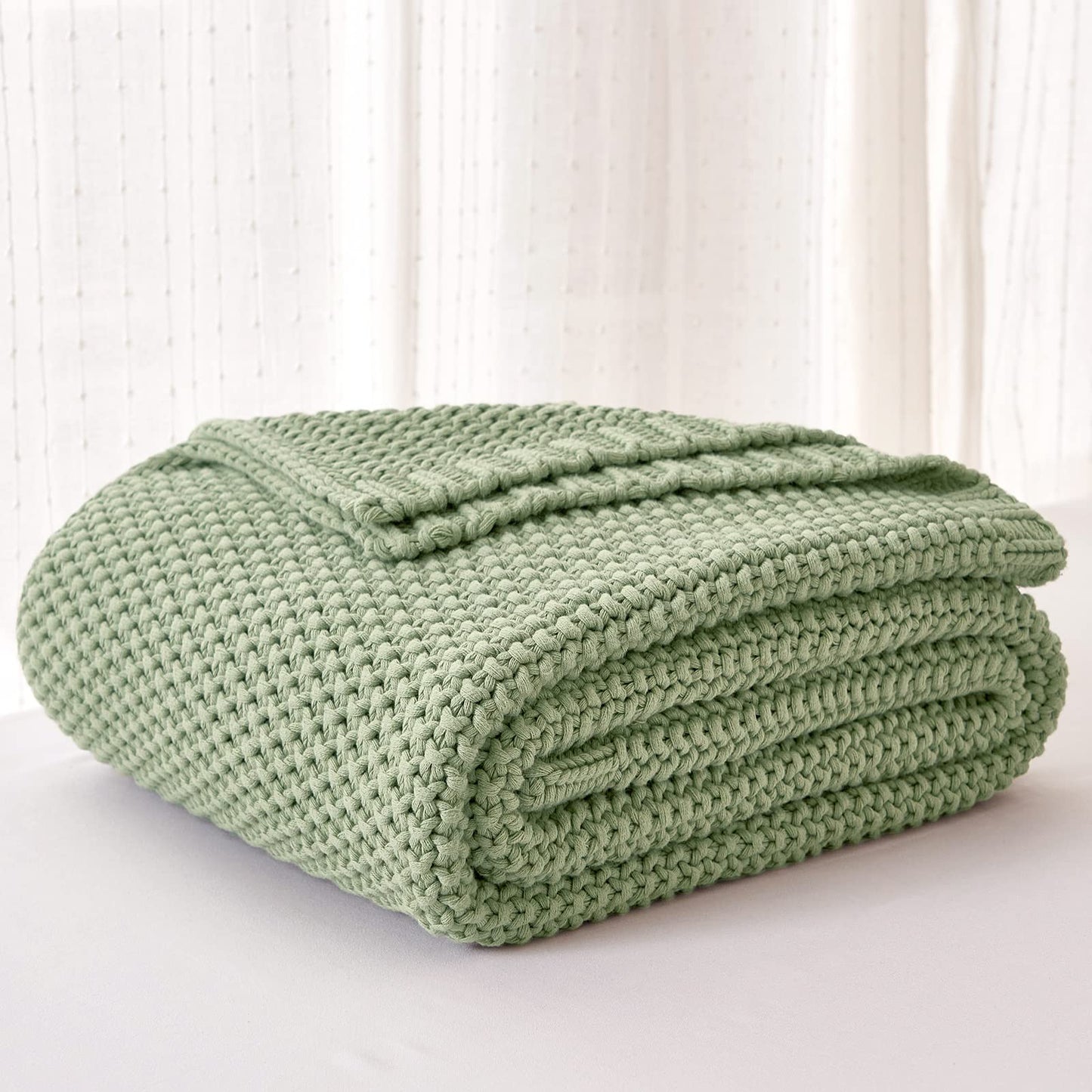 Longhui Chunky Cable Knit Throw Blanket: The Throw That Sits On the Back of the Chair Until It's Needed — Chunky Cotton Cable Knit