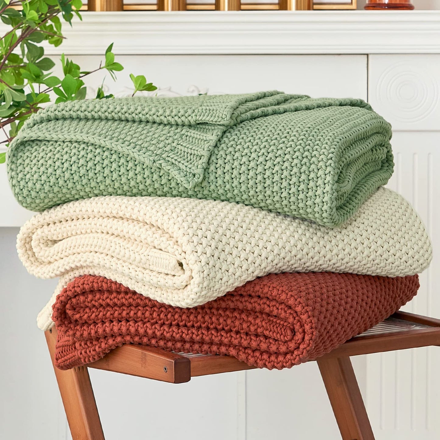 Longhui Chunky Cable Knit Throw Blanket: The Throw That Sits On the Back of the Chair Until It's Needed — Chunky Cotton Cable Knit
