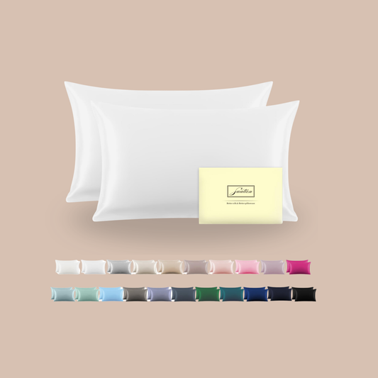 Mulberry Silk Pillowcase Set: The Pillowcase That Stops Pulling at You in Your Sleep / The Bedroom Textile That Earns Its Reputation